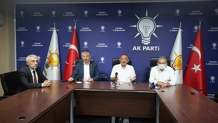 Büyükkılıç, AK Parti Teşkilatı ile bayramlaştı