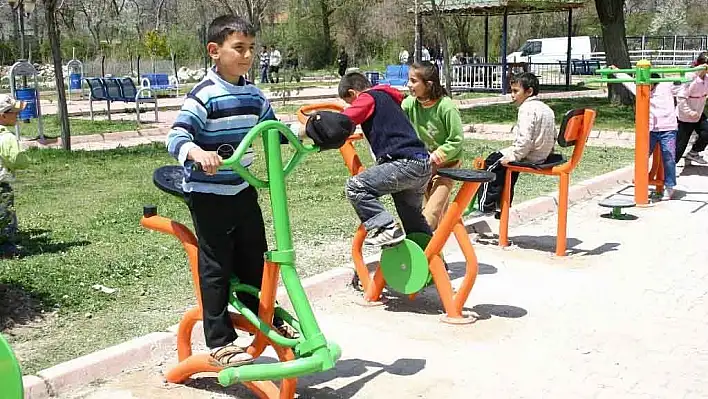 Melikgazi Belediyesi sporu mahallelere taşıdı