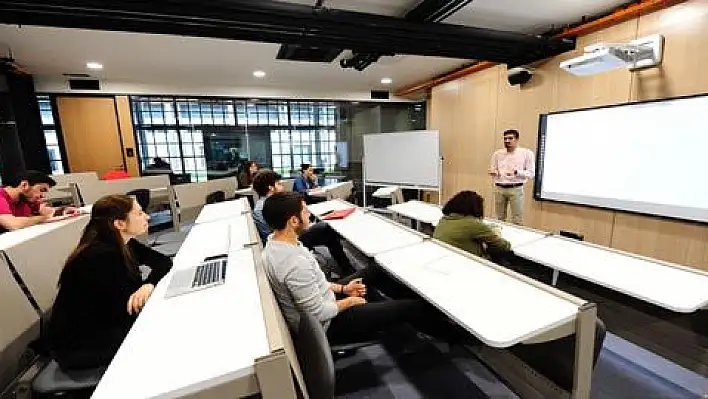 AGÜ'den Uluslararası Bir Başarı Daha