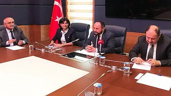 Kayseri Milletvekili Karayel Türkiye-AB Karma Parlamento Komisyonu başkanı seçildi 