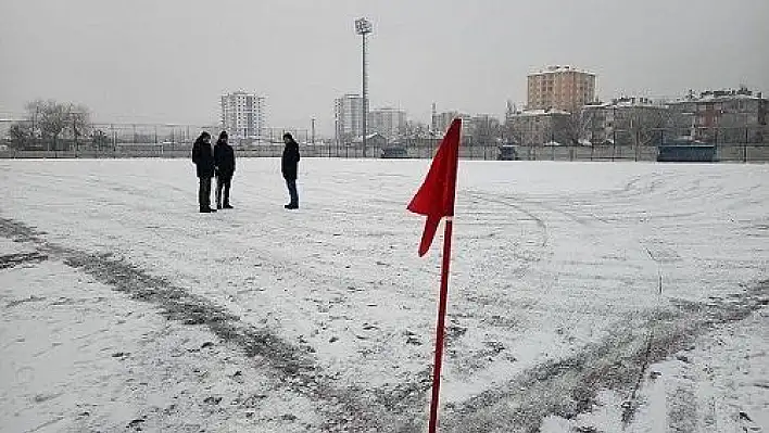 Kayseri'de amatör maçlara kar engeli