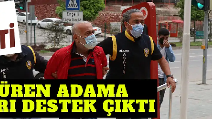 Eşini öldüren adama arkadaşları destek çıktı