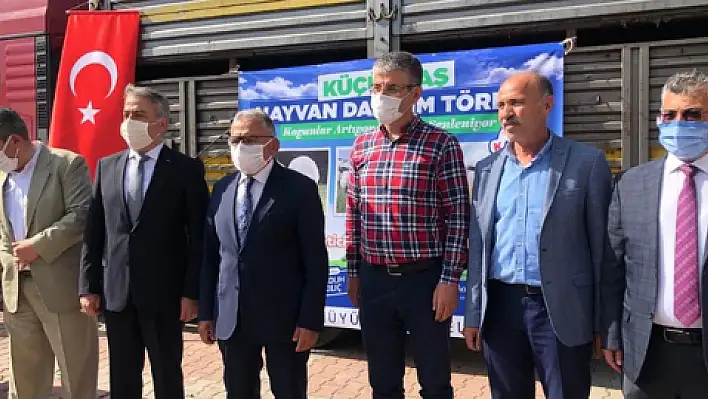 O proje kapsamında, 55 aileye küçükbaş hayvan verildi