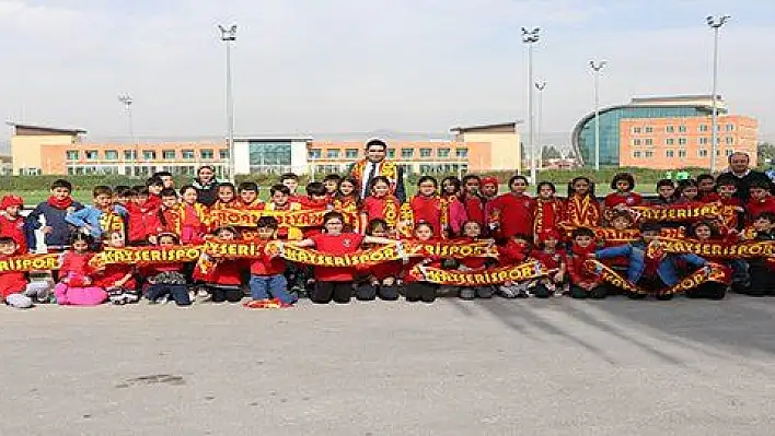 Kayserispor'a moral ziyareti 