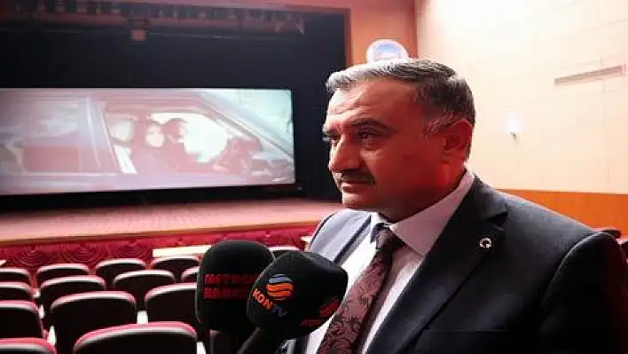 Develi'de Barış Pınarı Harekatı'na destek vermeyenlerin filmleri izletilmeyecek