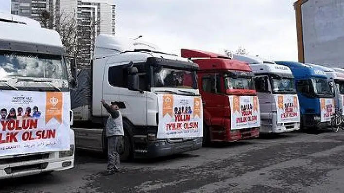 Kayseri'den İdlib'e 23 tır insani yardım malzemesi gönderildi