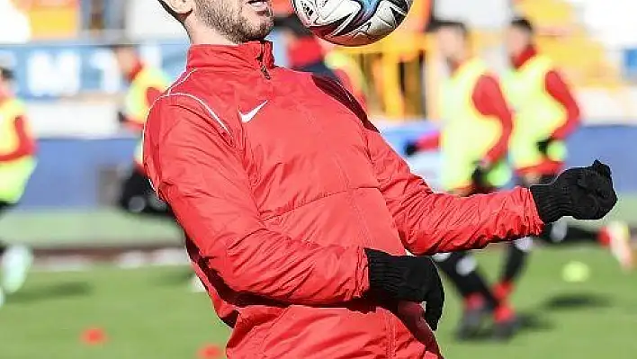 Bertolacci ilk kez forma giydi