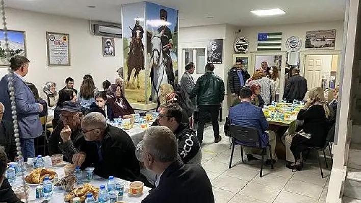 Atçı, Birleşik Kafkas Derneği'nde iftar yaptı