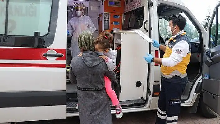 Kayseri'de oyun oynarken kalemi prize sokan çocuk akıma kapıldı