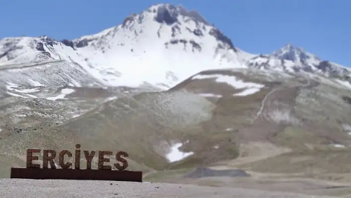 Erciyes'e 'mayıs' karı