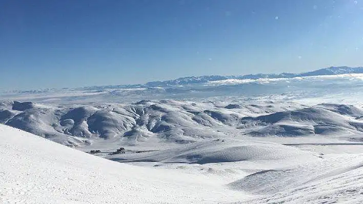 Erciyes'teki pistlerde kar kalınlığı 150 santimetre ölçüldü