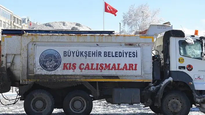 779 mahalle yolu ulaşıma açıldı