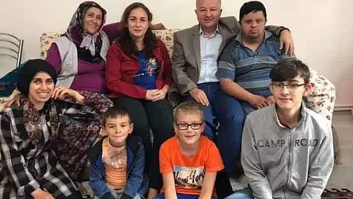 Kaymakam Duru Down Sendromlu Ramazan'a aile Ziyaretinde Bulundu 