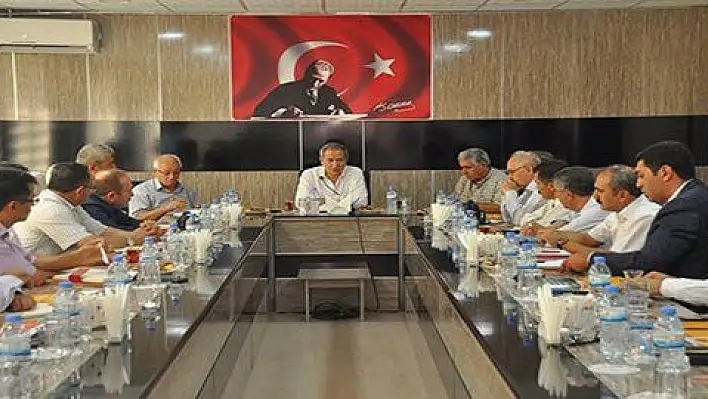 İl Milli Eğitim Müdürü Ekinci, 'Bazı veballer tek başına taşınmaz, omuz vermelisiniz'