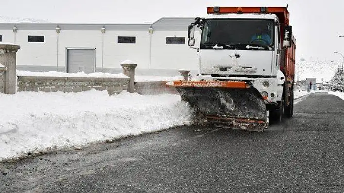 Kayseri OSB'de yollar açık, çalışmalar sürüyor