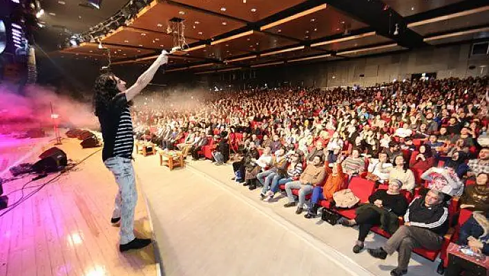 MURAT KEKİLLİ, KAYSERİ'DE KONSER VERDİ