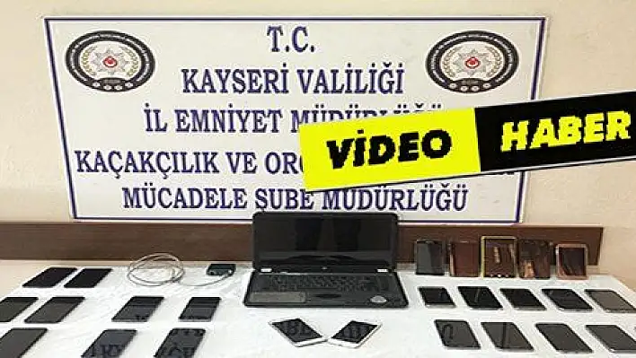 Gümrük kaçağı telefonları gizli bölmelere zulaladılar 