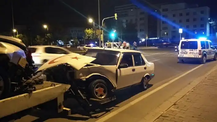 Gece yarısı trafik kazası: 7 yaralı