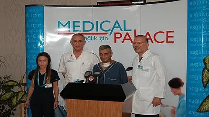 Medical Palace'da kalbi duran hastanın mucize kurtuluşu