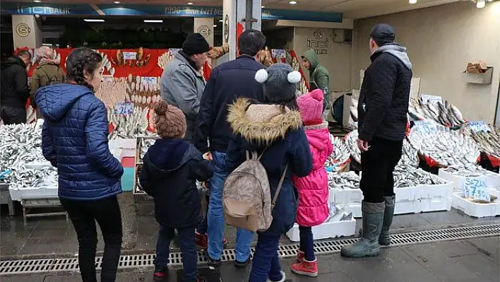 Balıkçılar sezondan memnun