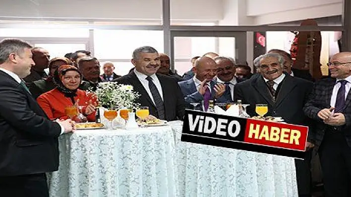 Başkan Çelik, 'Beş yıldızlı okullar yapıyoruz'