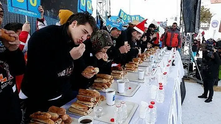 Erciyes'te sucuk yeme yarışması düzenlendi