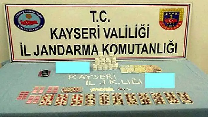 Jandarma uyuşturucuya geçit vermiyor