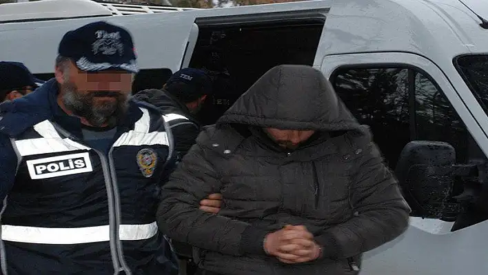 Aralarında Kayseri'nin de bulunduğu FETÖ şüphelisi 7 kişi daha adliyeye sevk edildi 