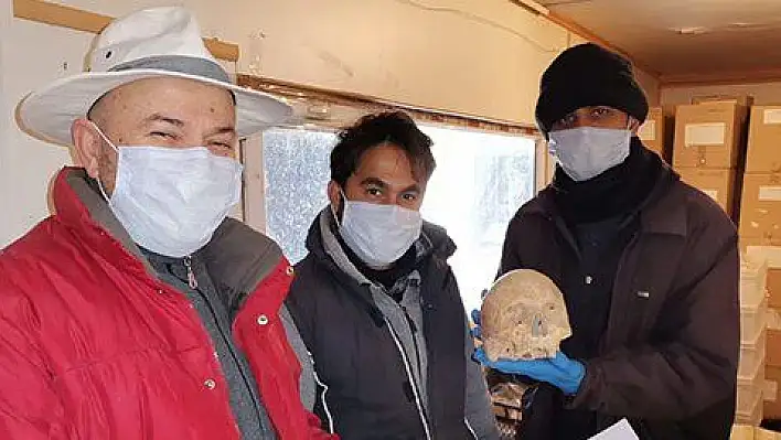 Kafatası ile 4 bin yıl önceki akrabalar belirlenecek