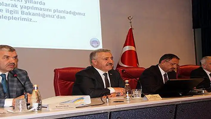 Büyükşehir'de yatırım zirvesi