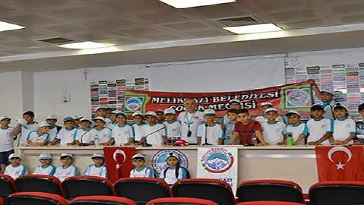 Melikgazi Belediyesi yaz okulu öğrencileri için spor gezisi düzenlendi 