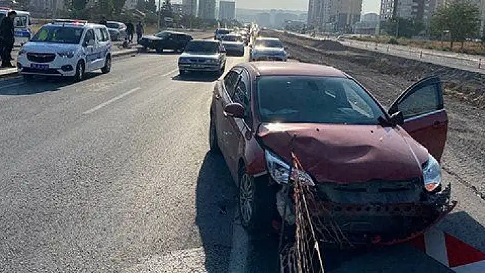 Zincirleme trafik kazası meydana geldi