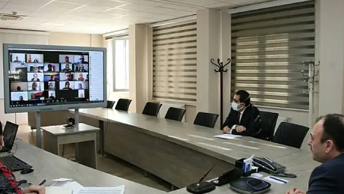 Çandıroğlu öğretmenlerin sıkıntılarını dinledi