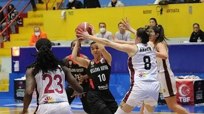 Bellona Kayseri Basket, son periyotta yıkıldı: 87-79