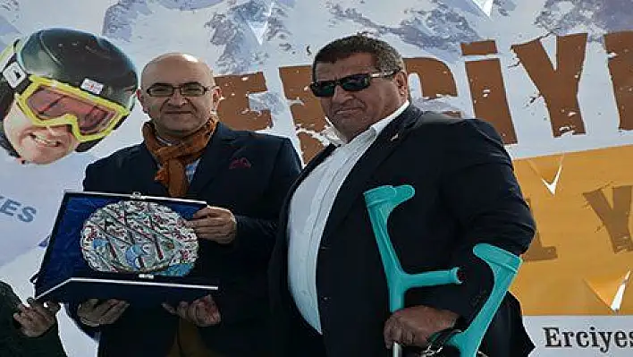 Erciyes, 8'inci kez engelleri aşıyor 