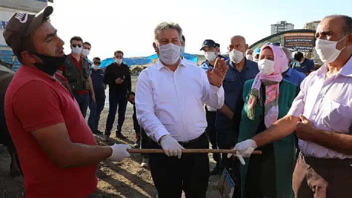 Başkan Palancıoğlu'ndan kurban pazarlığı