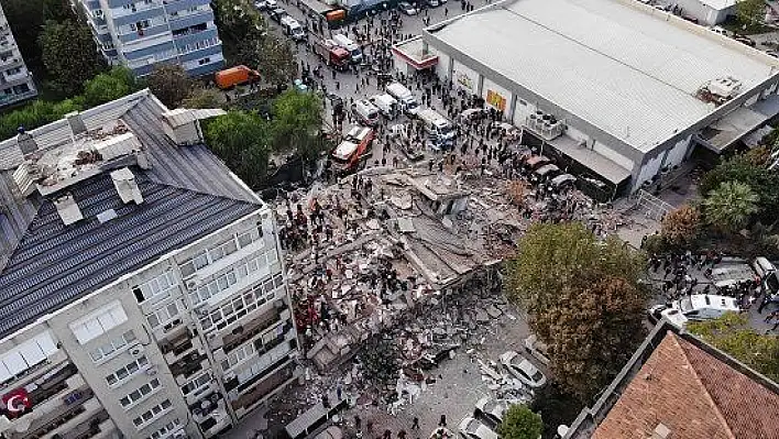 İzmir depreminde kurtarma çalışmaları sürüyor