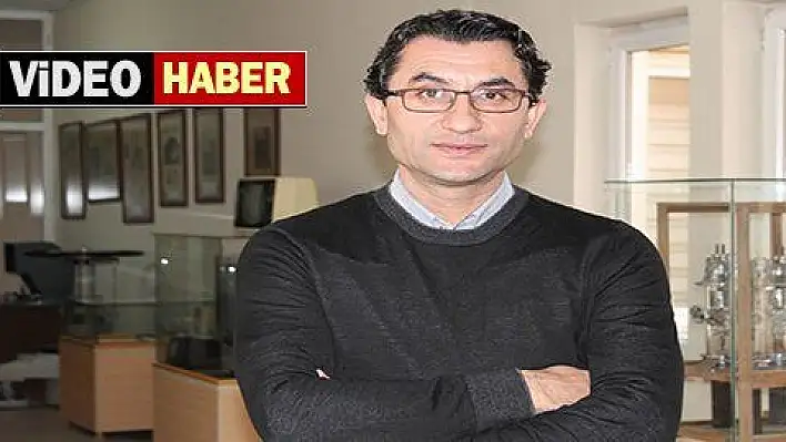 İlhan: 'Haberler korkak bireyler yetiştiriyor' 