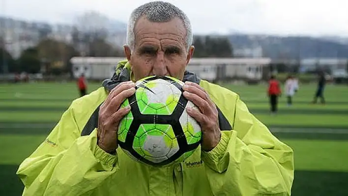 71 yaşındaki futbolcu Şerif Kunt'un yeni takımı belli oldu