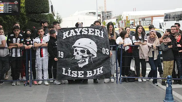 Beşiktaş kafilesi Kayseri'de