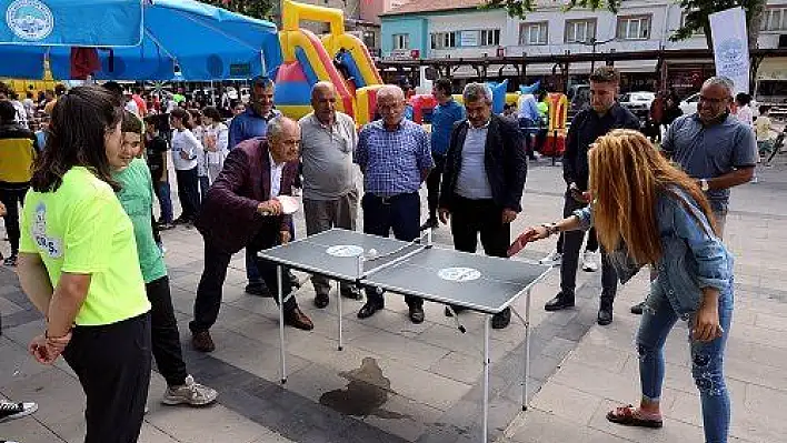  Yahyalı Belediyesi'nden çocuklara karne eğlencesi