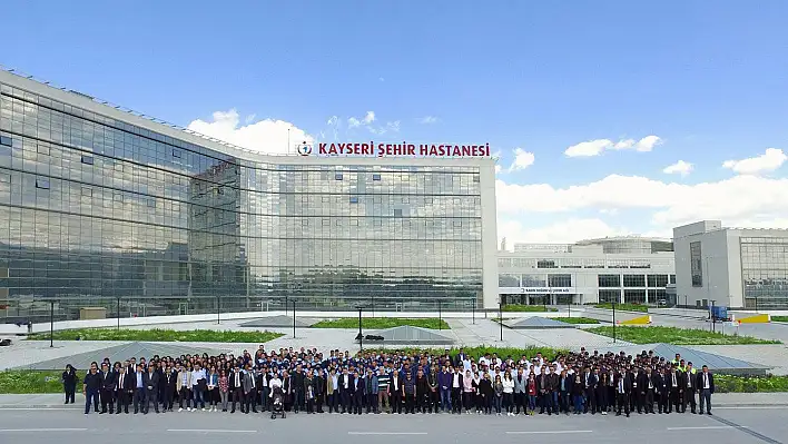 Kayseri Şehir Hastanesi'nde 'Çalışanlar egzoz gazına maruz kalıyor' şikayeti