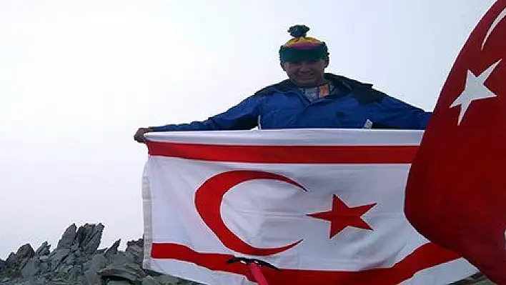 Şehitler için Erciyes'e zirve tırmanışı