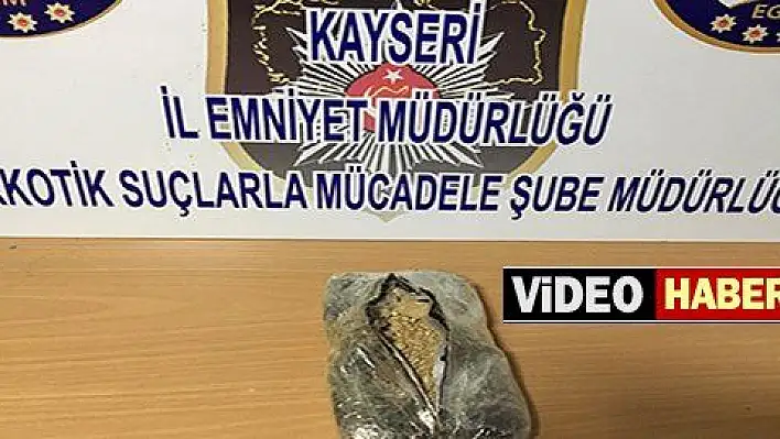 Tedirgin davranışları zehir tacirlerini ele verdi 