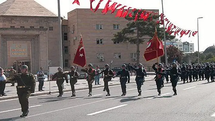 92'nci Zafer Bayramı coşku ile kutlandı