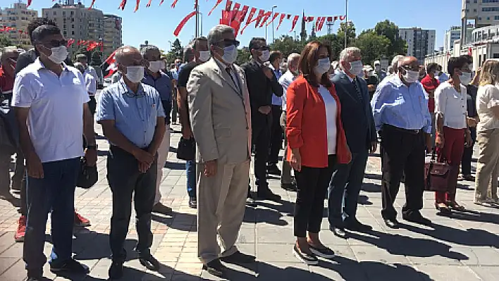 '30 Ağustos herkeste aynı coşkuyu yaratmaz'