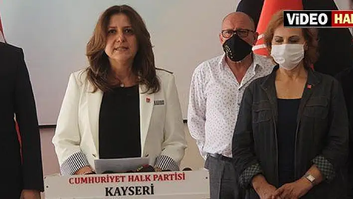 CHP'li Özer: Hiç kimse şehit babası olduğu için yargılanmıyor