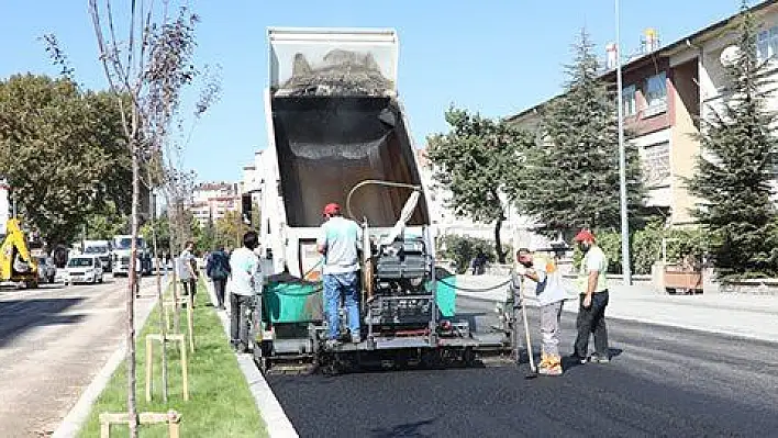 Keykubat Mahallesi'nde asfalt çalışması devam ediyor