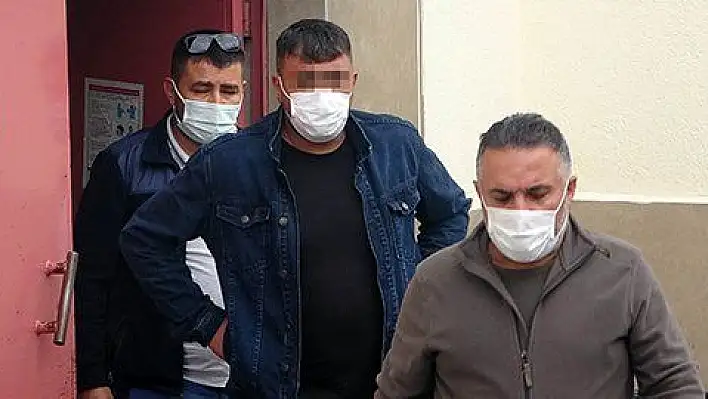 İşten çıkarılınca iş makinesi ve kulübeyi ateşe veren operatör yakalandı