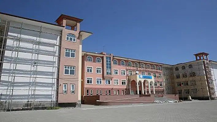 Melikgazi Belediyesi eğitim desteklerine devam ediyor 